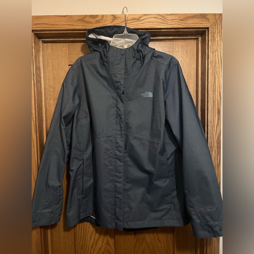 North Face Women’s Navy Blue Raincoat - Size: XXL